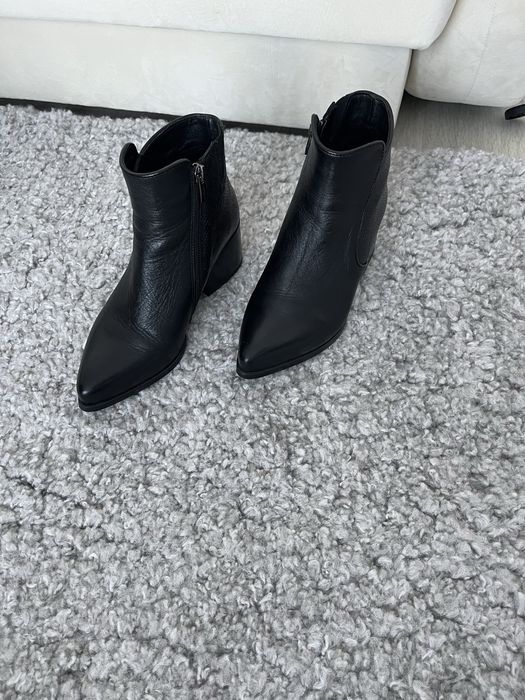 Botine piele Lasocki 35