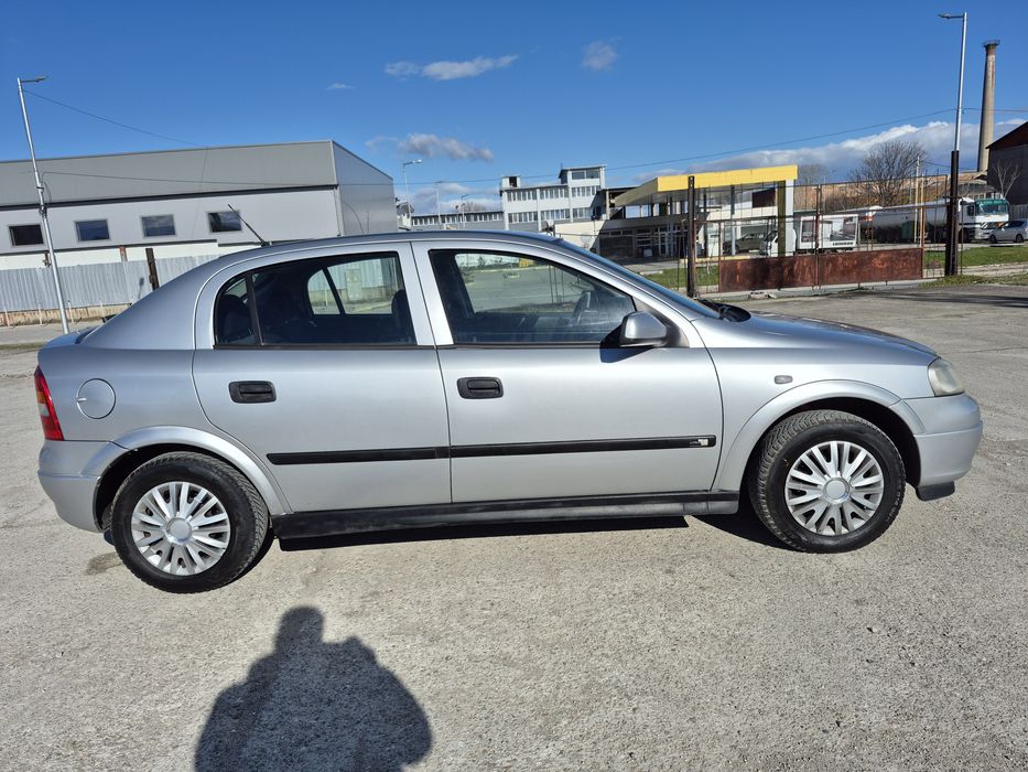 Опел Астра 1.6 Моно 75 Коня