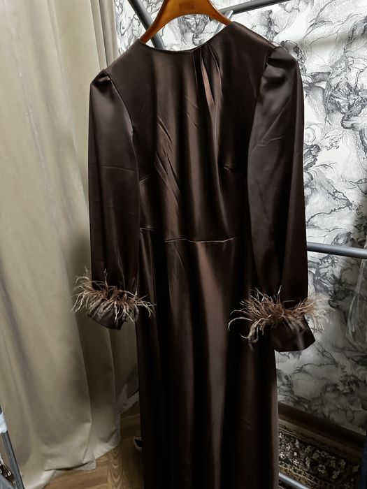 Платье из шелка