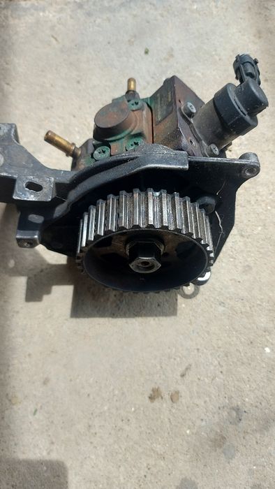 Pompa de inalta presiune volvo v50 c30 s40 ford focus peugeot