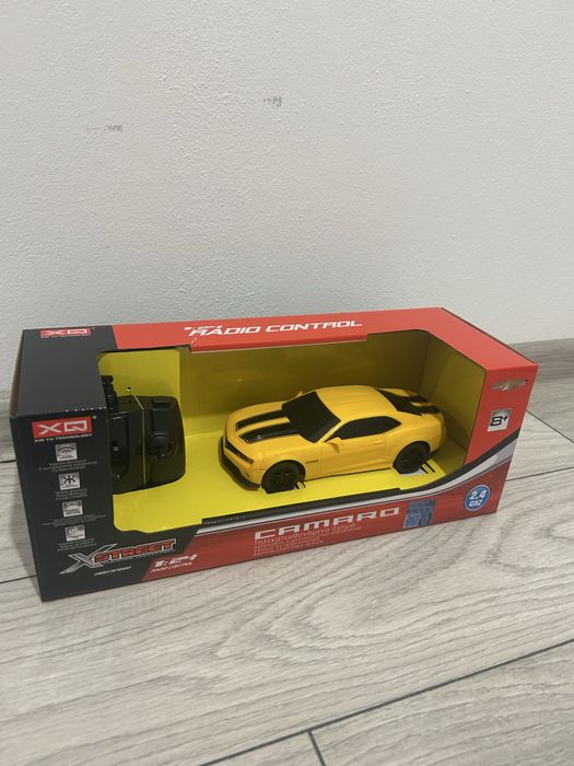 Masina cu telecomanda