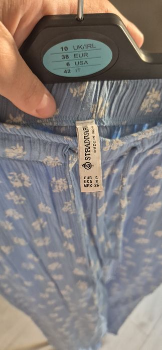 Pantaloni Stradivarius lejeri si fluizi mărimea S noi