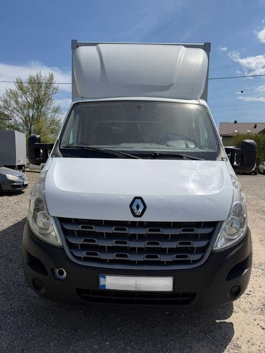 Vând Renault Master 2011