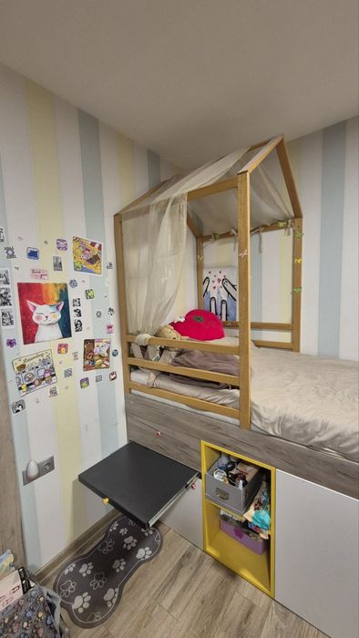 Детска стая. Легло.