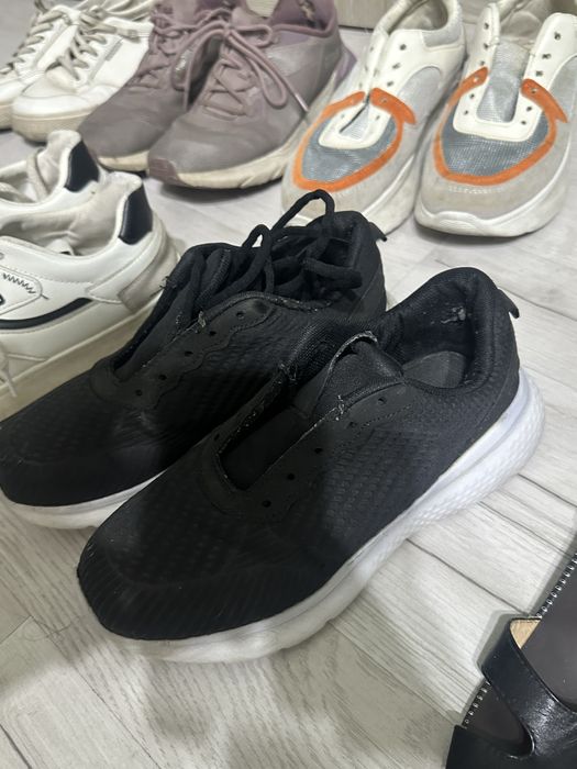 продам 8 пар обуви