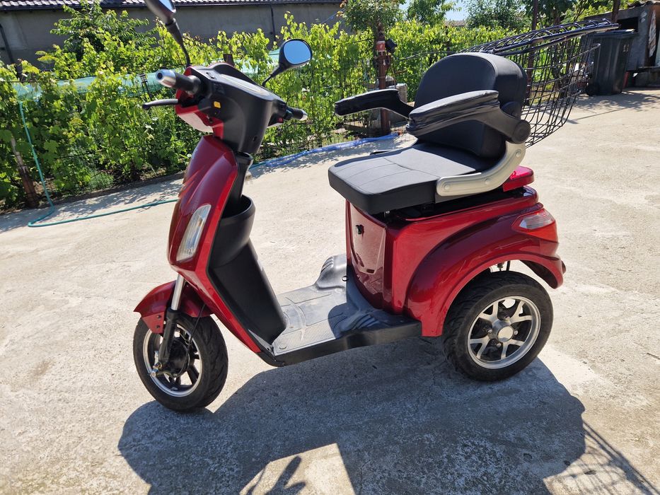 Triciclu VTA VM4