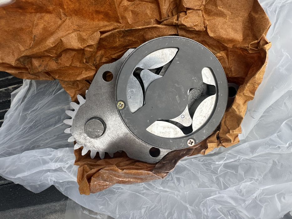 Маслянный насос CUMMINS