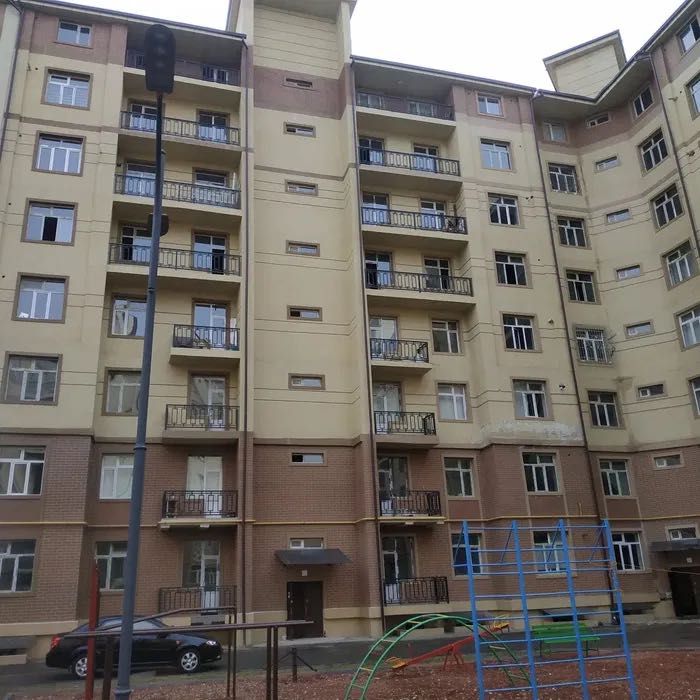 Азия хаус ул жмайлова 4б западный фото продаётся кирпич - Новостройки - OLX.uz