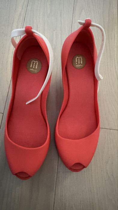 Обувки Сандал Melissa 38