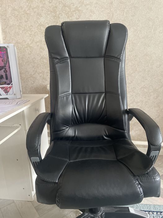 Кресло офисное б/у