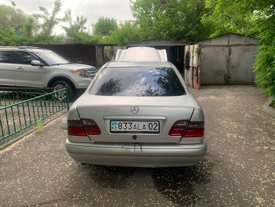 Mercedes 224 продам