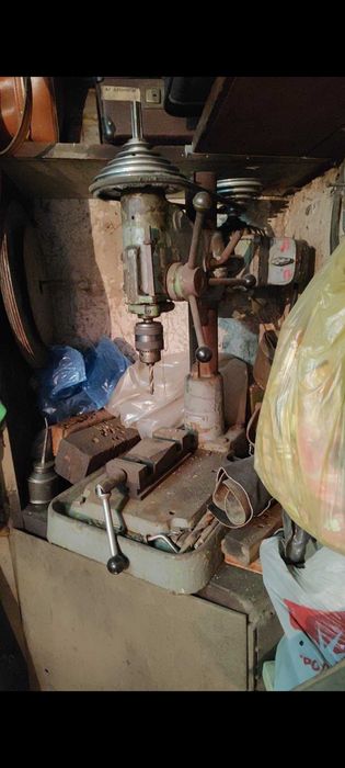 Сверлильный станок