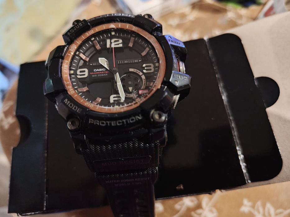 Часовник Casio  G Shock. GG 1000 1A8ER