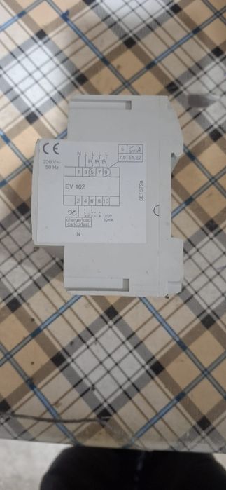 Hager EV102 Televariator