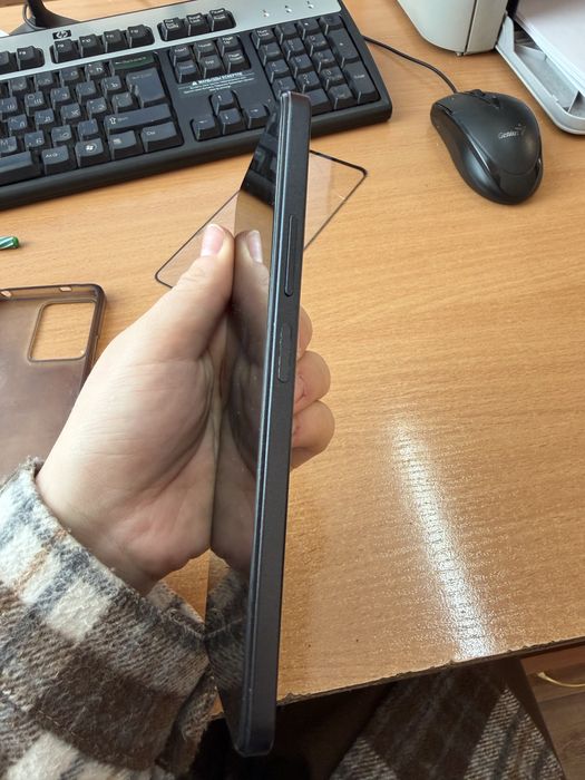 Продам телефон redmi note 12