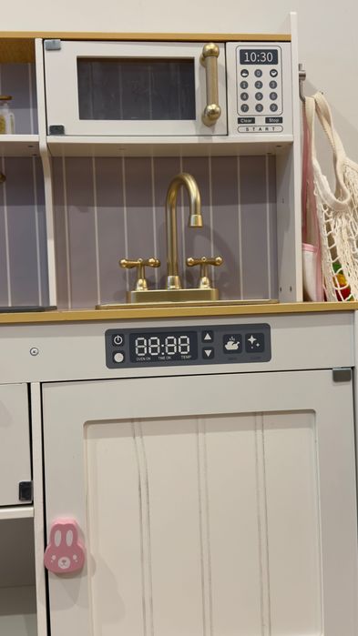 кухня детская. деревянная