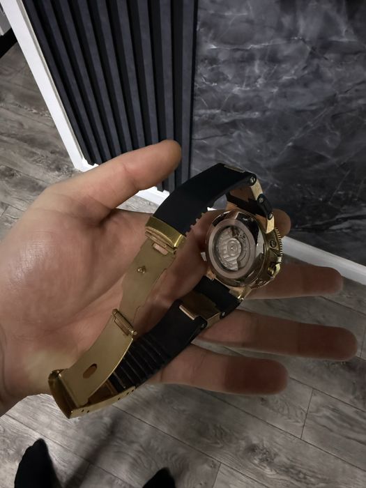 ULYSSE NARDIN часы мужские