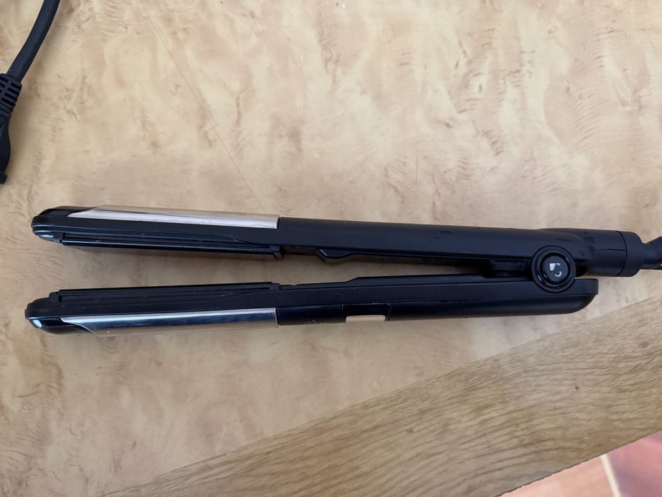 Выпрямитель для волос