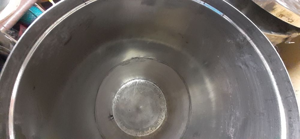 Комплект три съда за вино с поставки и Ел.част