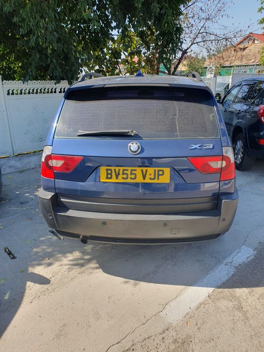 Dezmembrez Bmw X3 e83 an 2006 motor 2.0 150 cp cod motor 204d4 m47 cutie de viteza manuala cutie de transfer cardan fata grup diferential fata spate