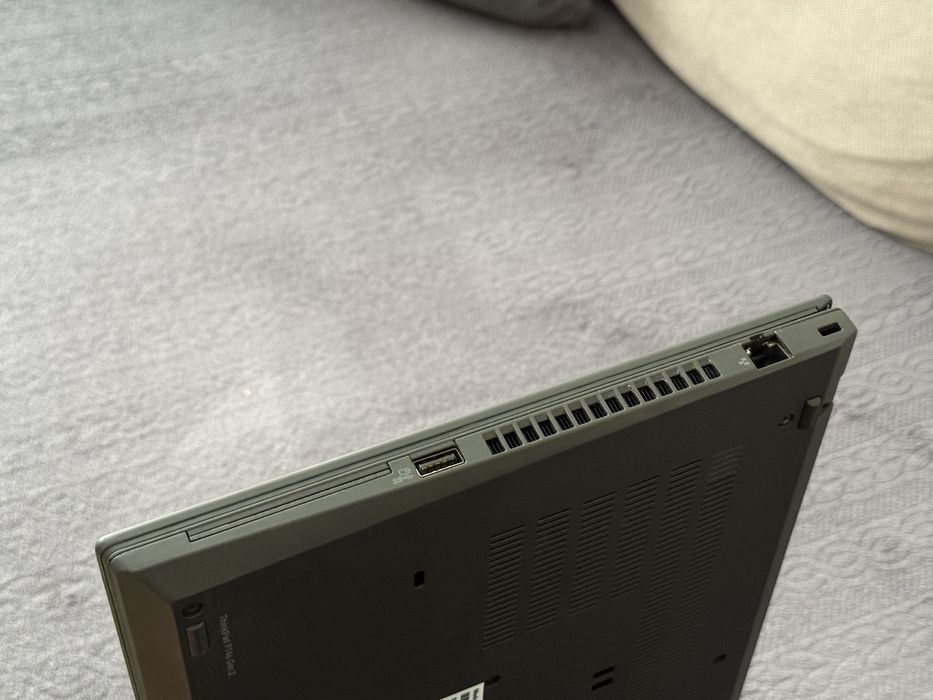 14’FHD IPS Touch/Ryzen 7 Pro-5850u/32GB Ram/Thinkpad P14s g2/Radeon