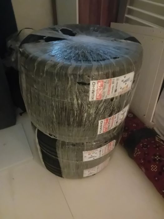 Anvelope auto  KUMHO ecsta 225/50ZR 17 XL