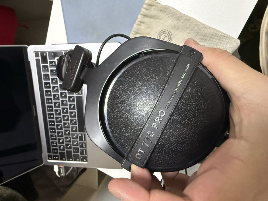 Beyerdynamic dt 770 pro limited edition 250 ohm