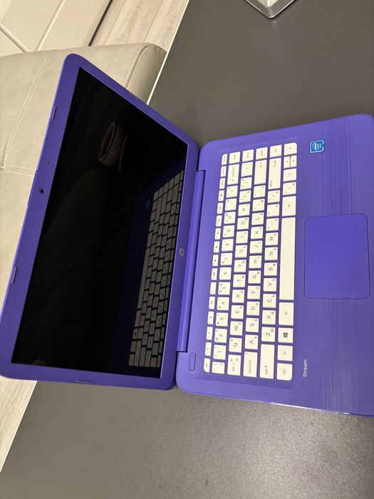 Лаптоп HP Stream Model 14-ax001nu