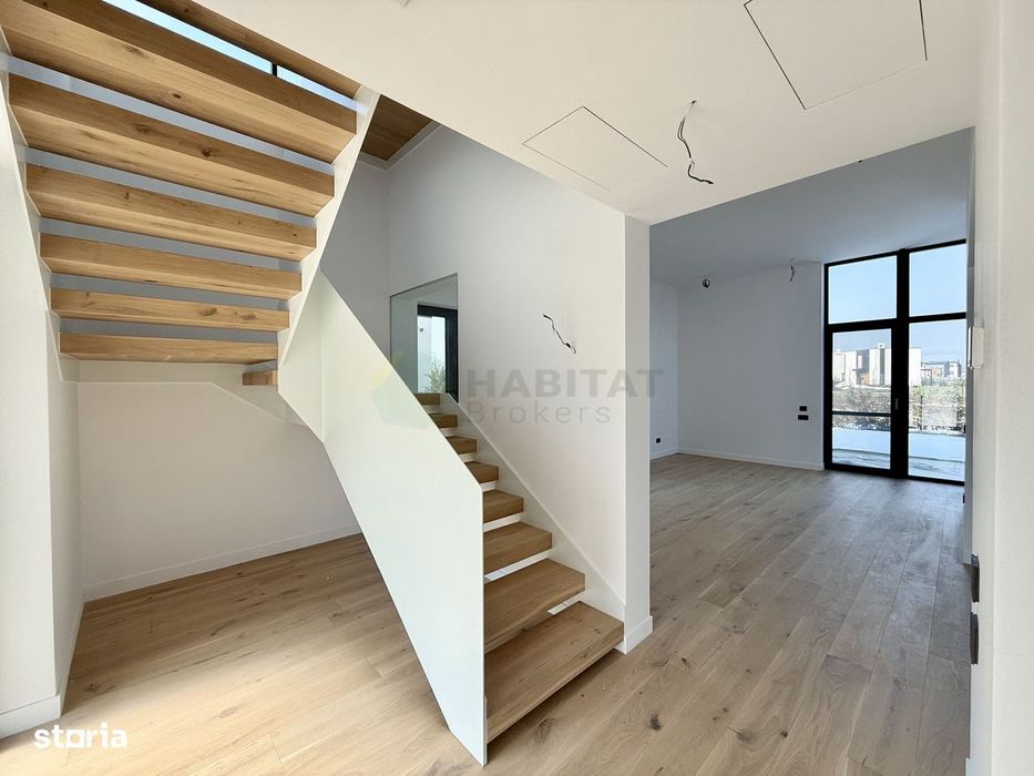 Vila tip duplex in Amber Forest, langa padure