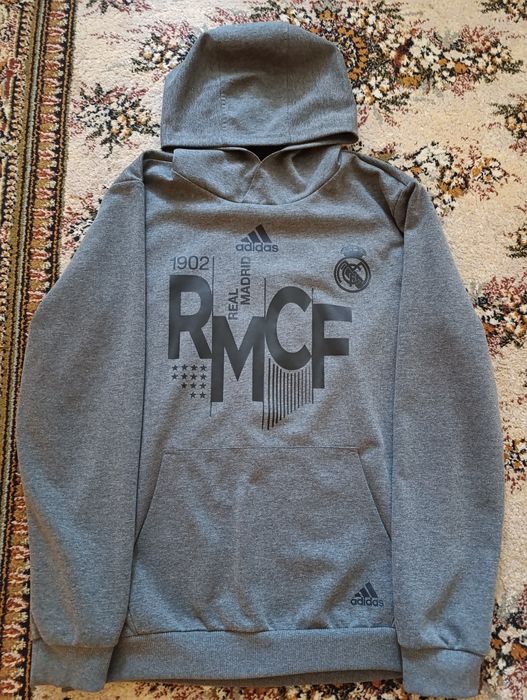 Продам толстовку Адидас