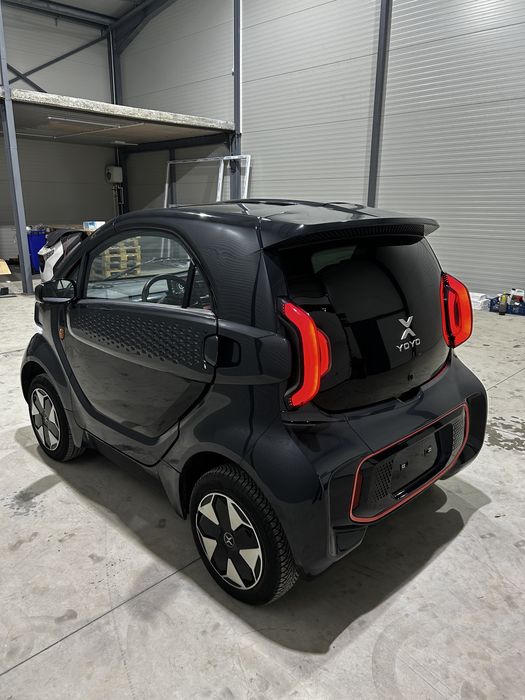 XEV Yoyo Electric Keyless/Panoramic/AC