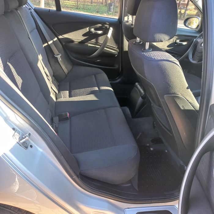 Vând bmw seria 1 116i  2.o