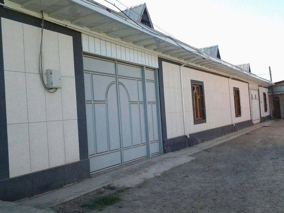 10 сотихли ховли сотилади!