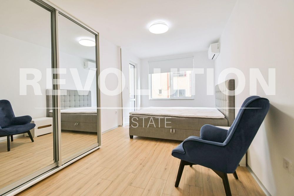 Дава се под наем Тристаен апартамент в София, Център - 120 кв.м за 897.6 € - Снимка #8