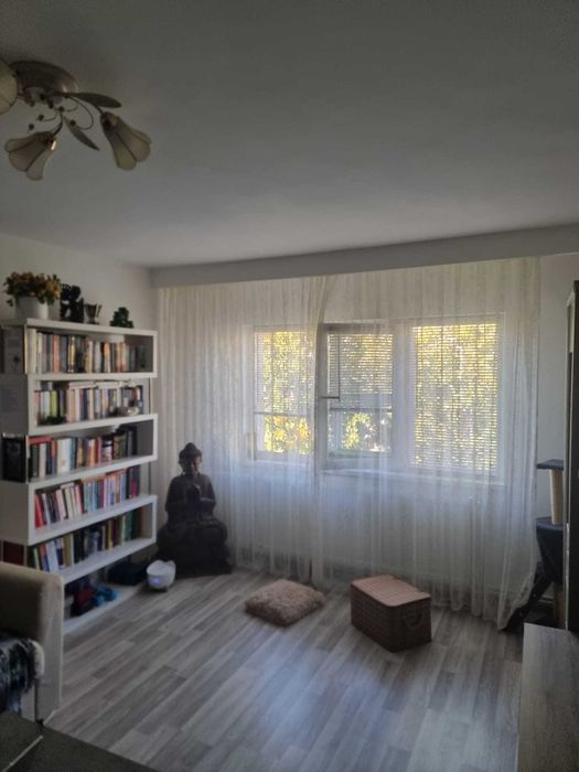 Apartament 3 camere Trivale