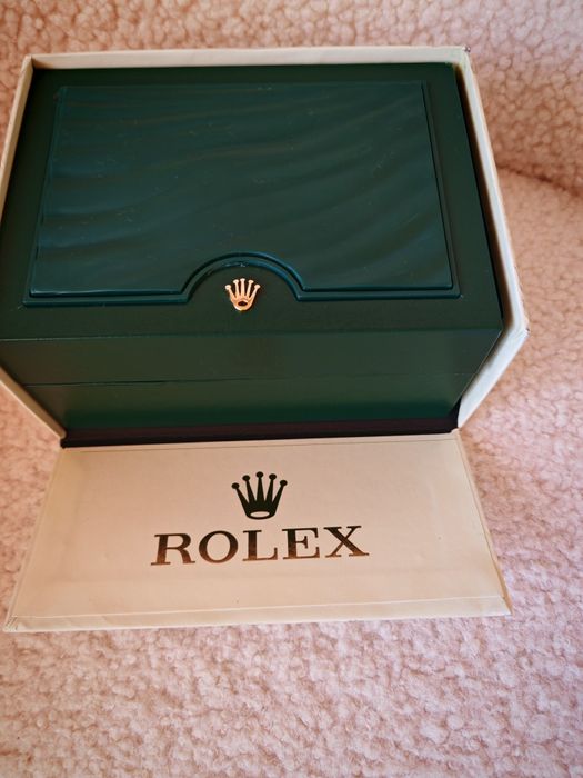 Луксозен Часовник