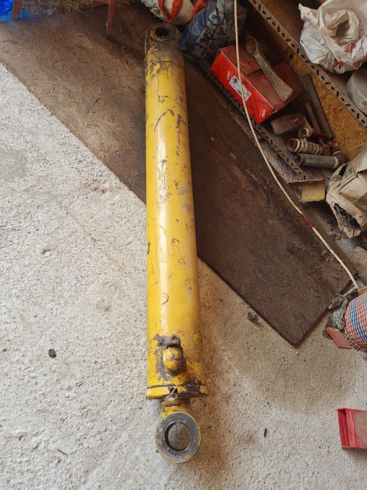 Cilindru spate buldo excavator cartepilar 428C sau D