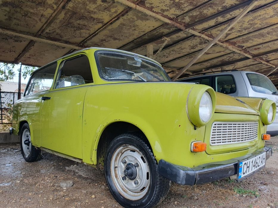 Битова мивка диван ретро автомобил трабант