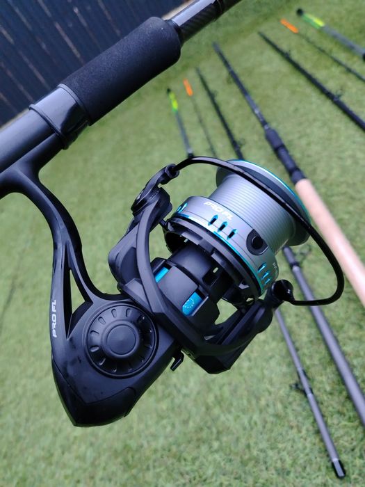 2 Lansete Feeder Robinhan HARRIER 3.90m 180gr + 2 Mulin PRO FL POLEX