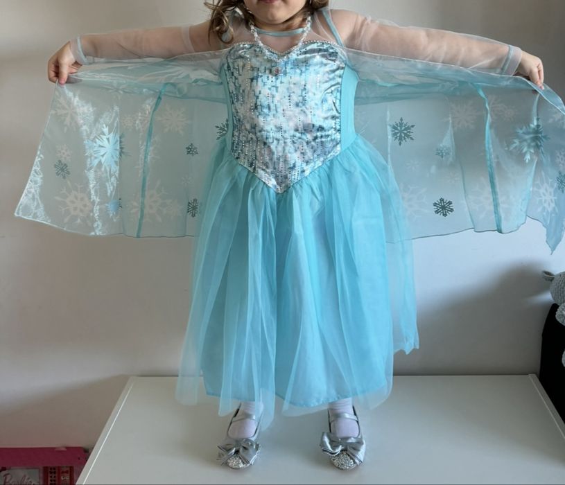 Costum Disney Elsa Frozen H&M, 4-6 ani (110-116 cm)