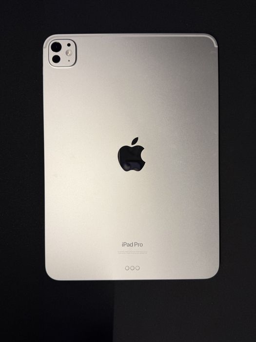 Продам ipad pro 11” m4, 256Gb, silver