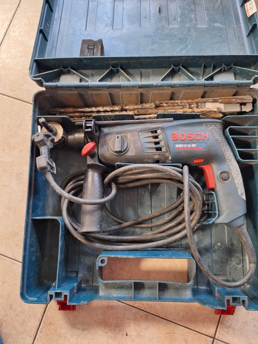 Перфоратор Bosch 2-18 RE