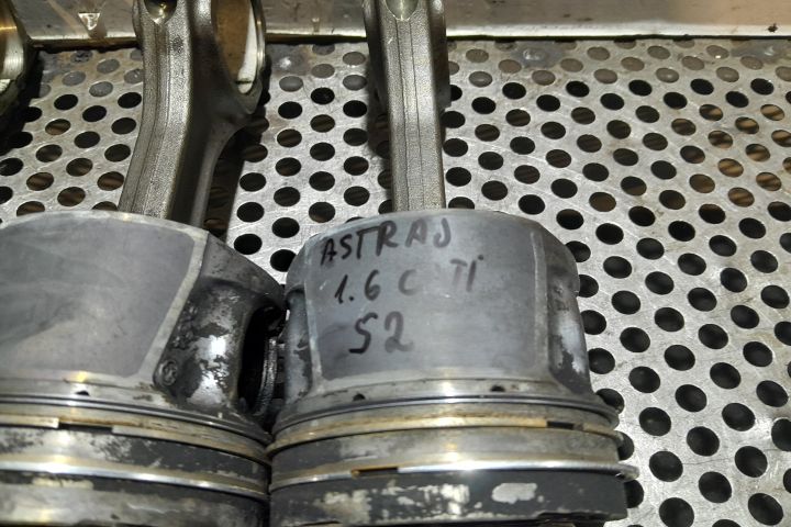 Piston motor 1.6 CDTI 1.6 CDTI Opel Astra J (facelift)