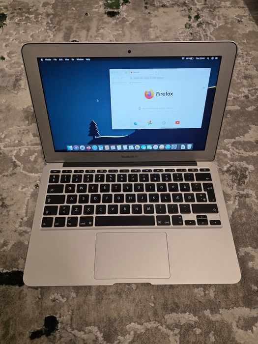 Macbook Air 11" 2014 / i5 / SSD 120GB