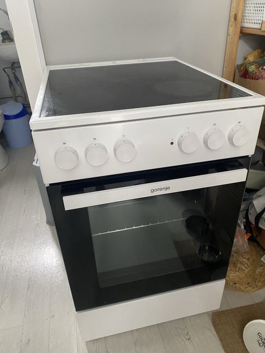 Продам индукционную плиту