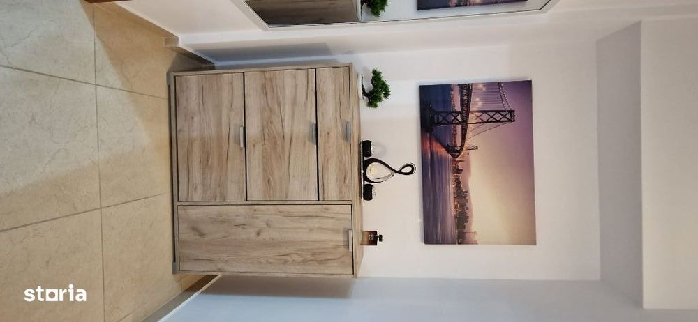 Apt 2 camere, decomandat, Mamaia nord!
