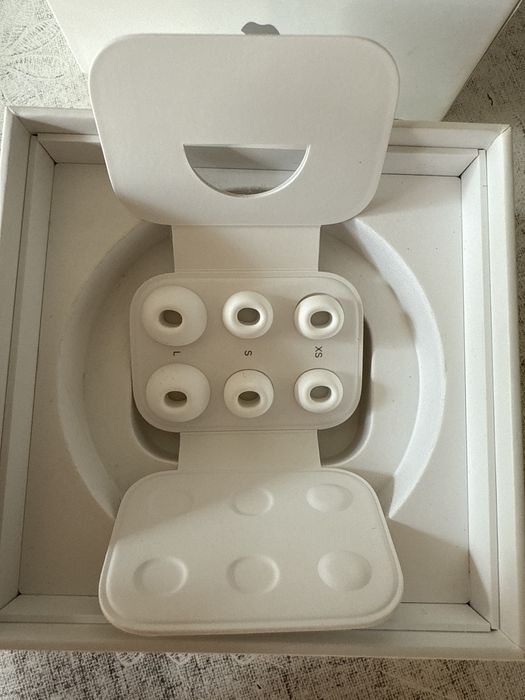 AirPods Pro (2nd generation)