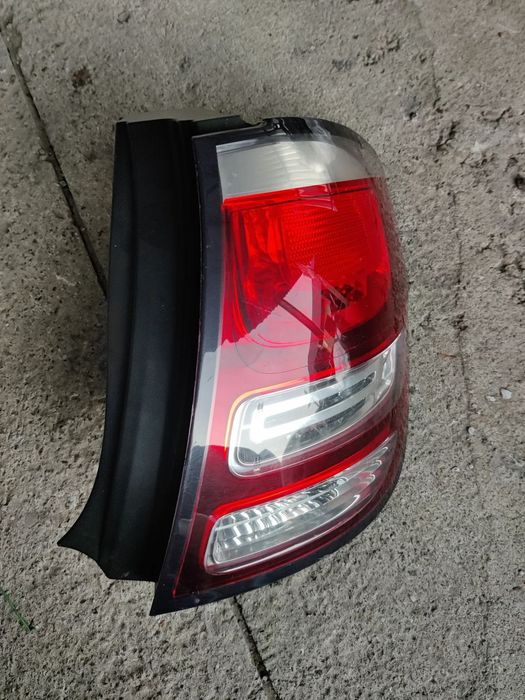 Stop Lampa dreapta spate Citroen C3 2009-2016 Cod 9803928480
