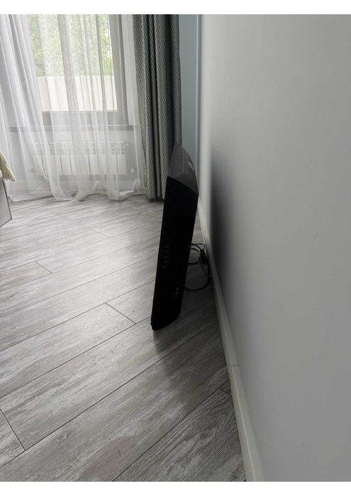 Продам телевизор Panasonic TX-R32LE8