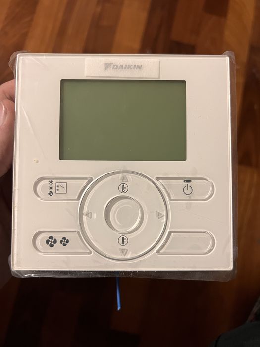 Daikin стенни дистанционни BRC2E52C7, BRC2C51